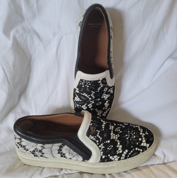 Givenchy White & Black Lace Slip-On Sneakers